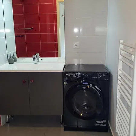 Les Picaillons - A 200m Du *